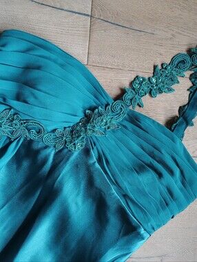 Stunning Vintage Y2K Formal Teal Beaded Embroidery Cross Shoulder Gown sz 10